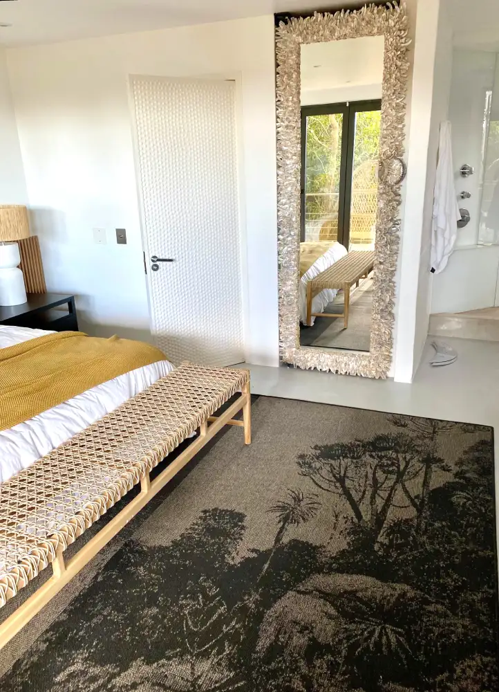 Luxury Airbnb in Noordhoek Bedroom Carpet