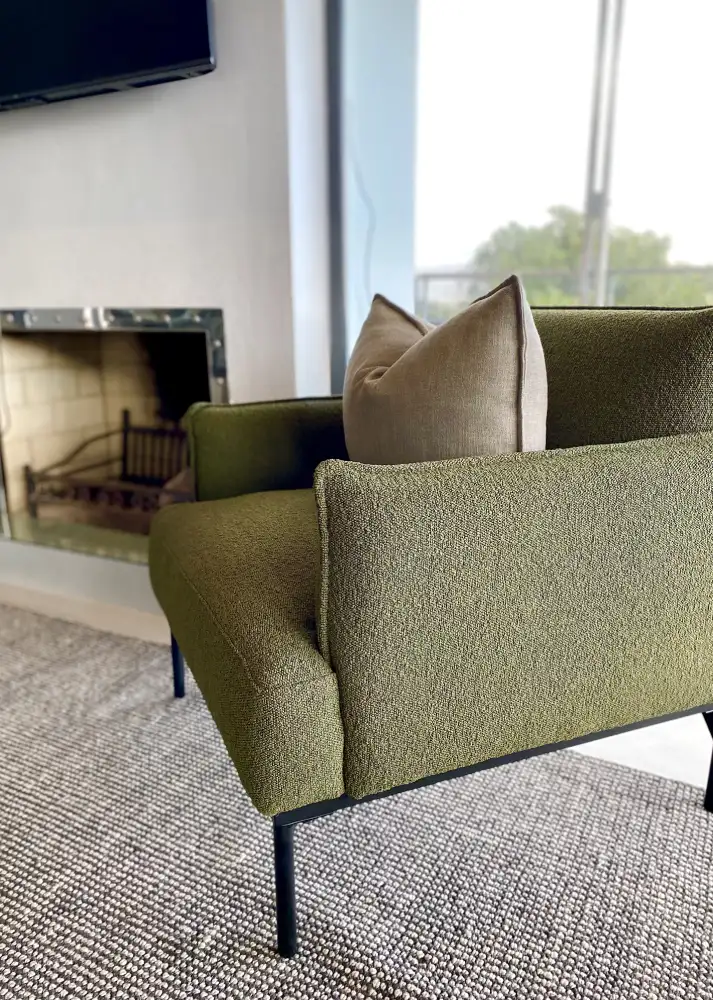 Luxury Airbnb in Noordhoek Single Couch